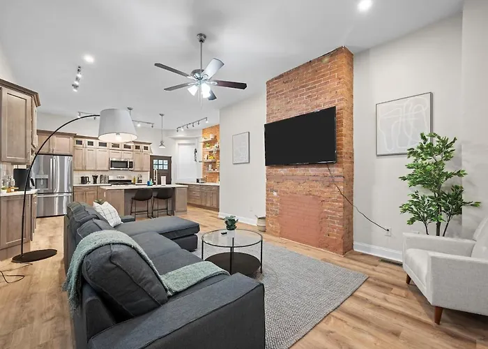 6br Group Retreat W/ Bbq, Game Room, And Parking Apartamento