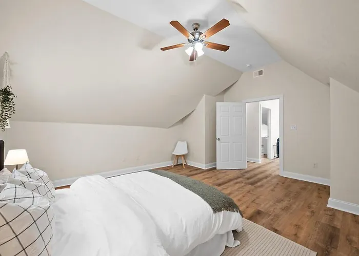 6br Group Retreat W/ Bbq, Game Room, And Parking Apartamento
