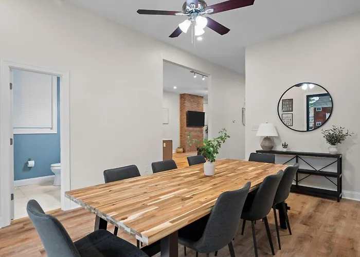 6br Group Retreat W/ Bbq, Game Room, And Parking