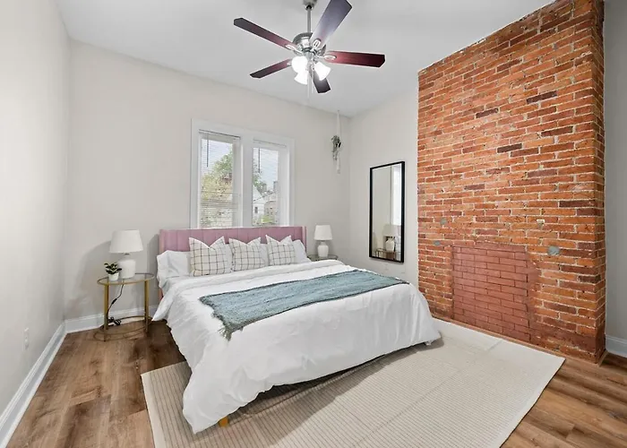 6br Group Retreat W/ Bbq, Game Room, And Parking