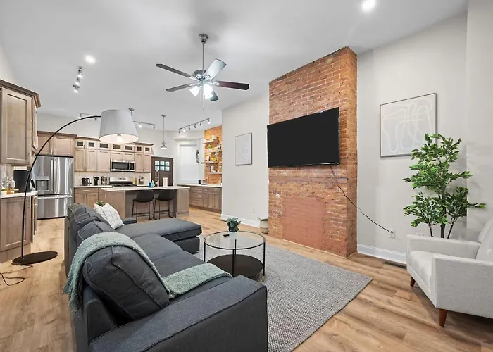 6br Group Retreat W/ Bbq, Game Room, And Parking Pittsburgh