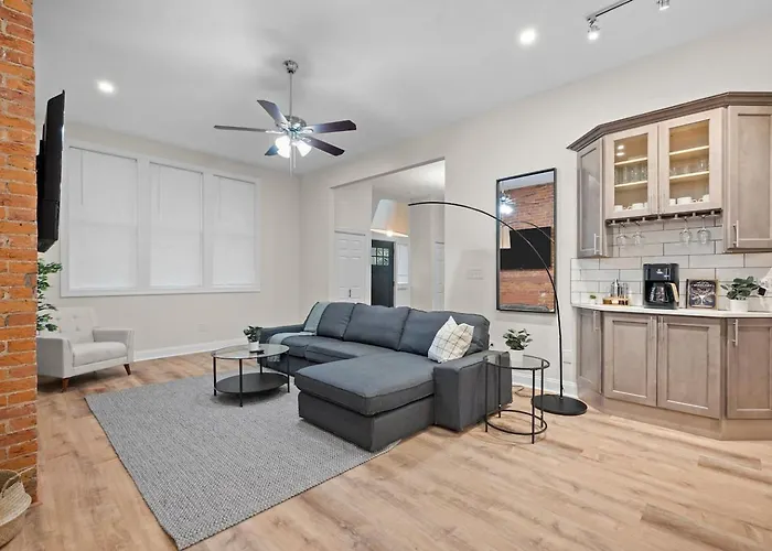 Apartamento 6br Group Retreat W/ Bbq, Game Room, And Parking Pittsburgh