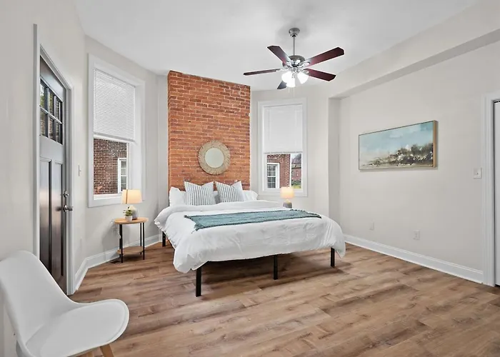 6br Group Retreat W/ Bbq, Game Room, And Parking Pittsburgh