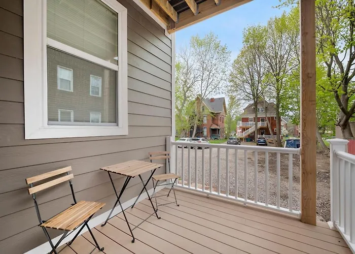 6br Group Retreat W/ Bbq, Game Room, And Parking
